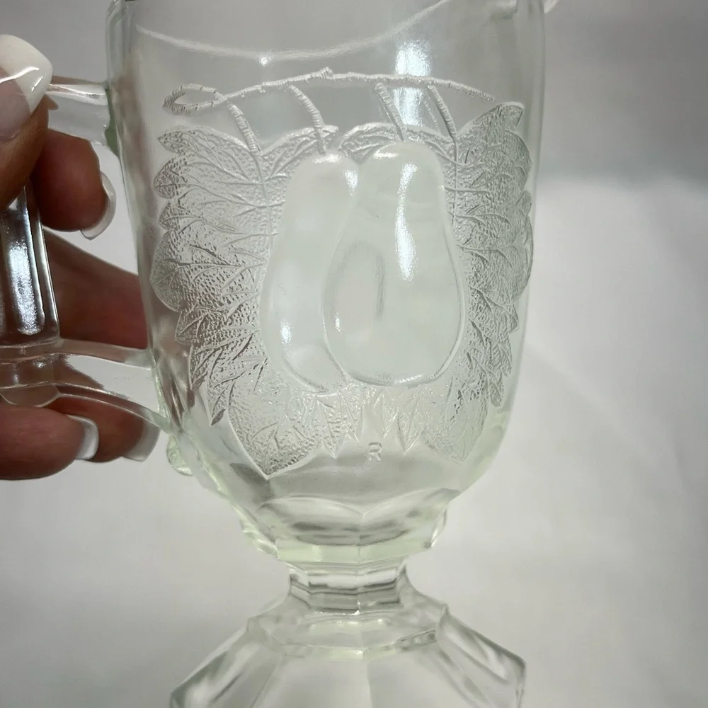 VINTAGE JEANNETTE GLASS CO BALTIMORE‎ PEAR PATTERN CREAMER PITCHER 1950-1972 5”H